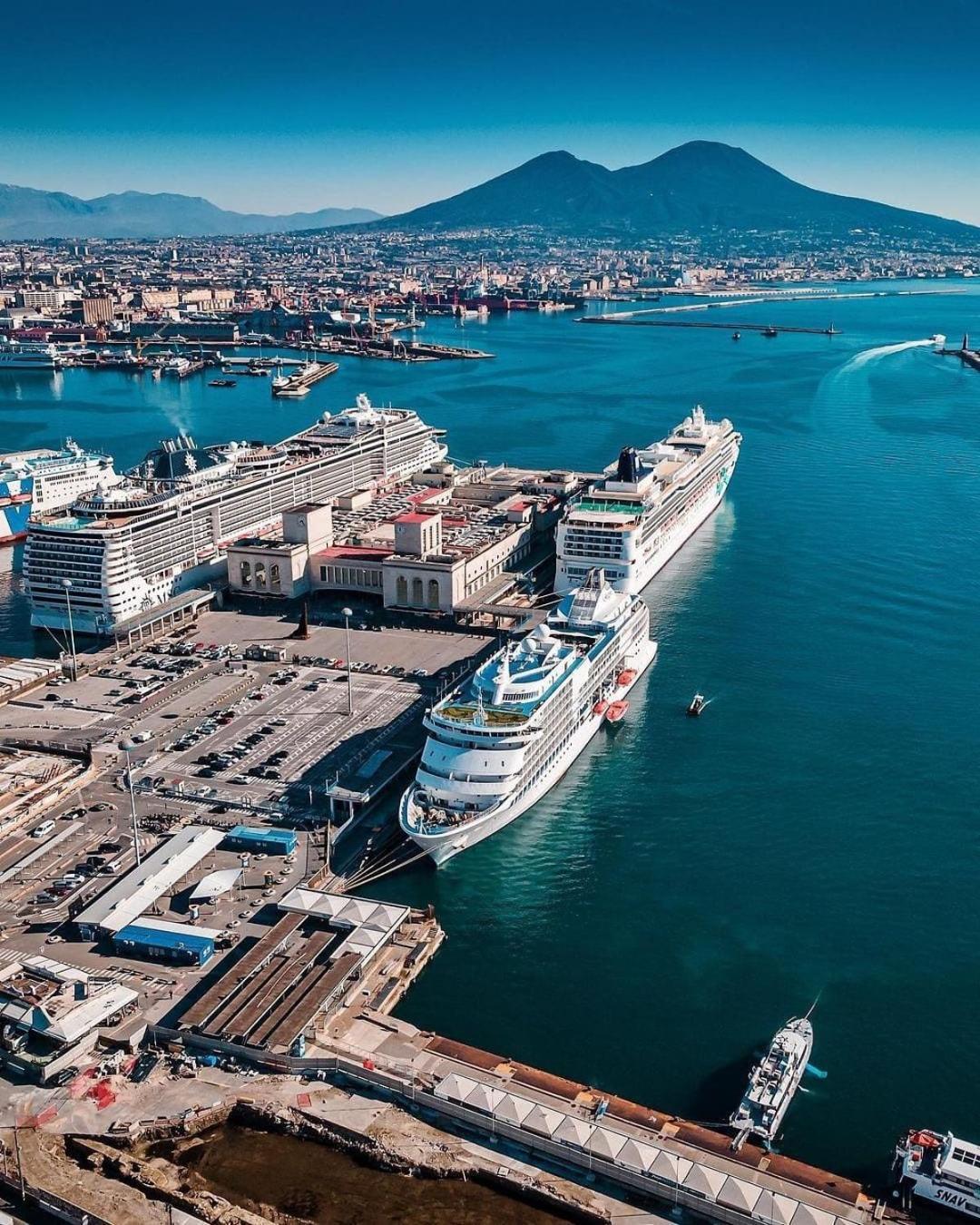 Victoryhouse Lejlighed Napoli Eksteriør billede